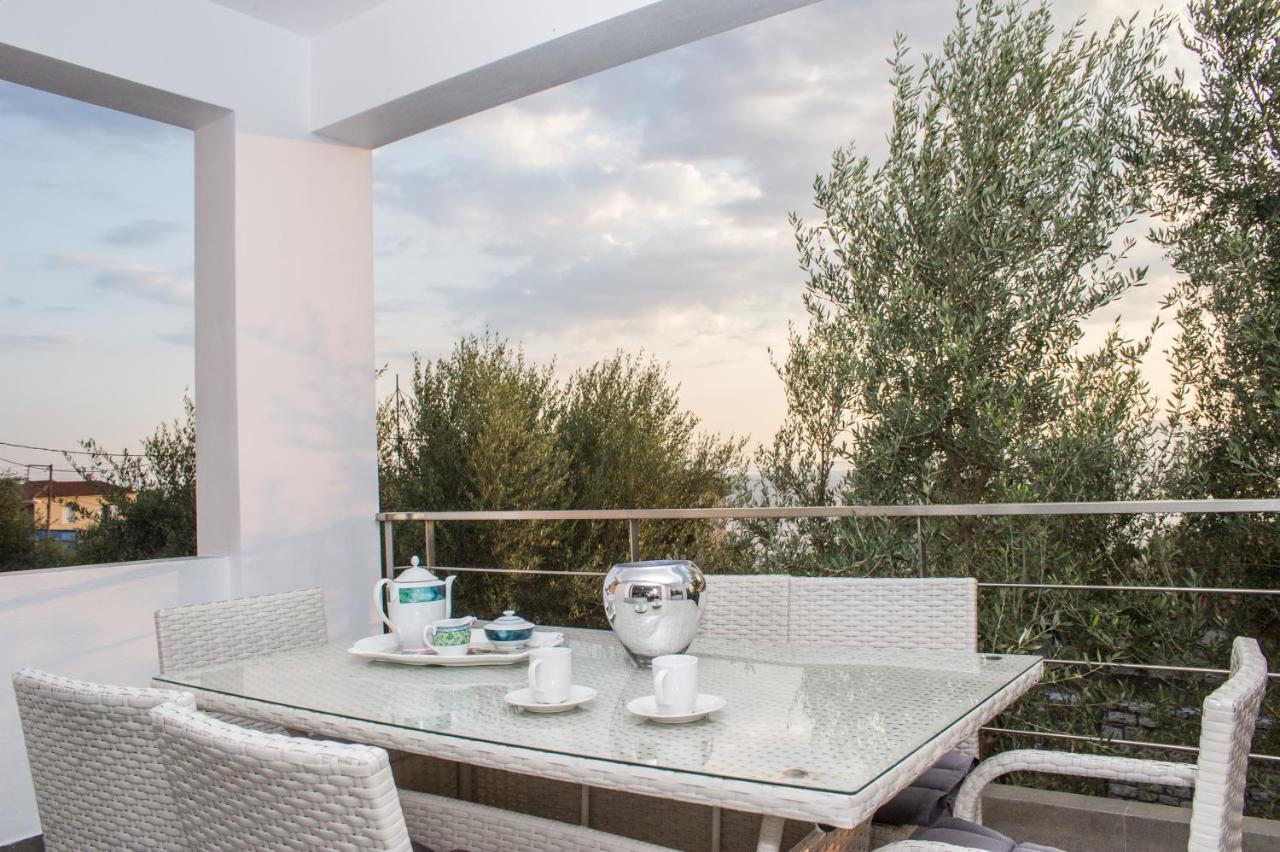 Nina'S Villa, Cosy Seaview Retreat Verga Kalamata Extérieur photo