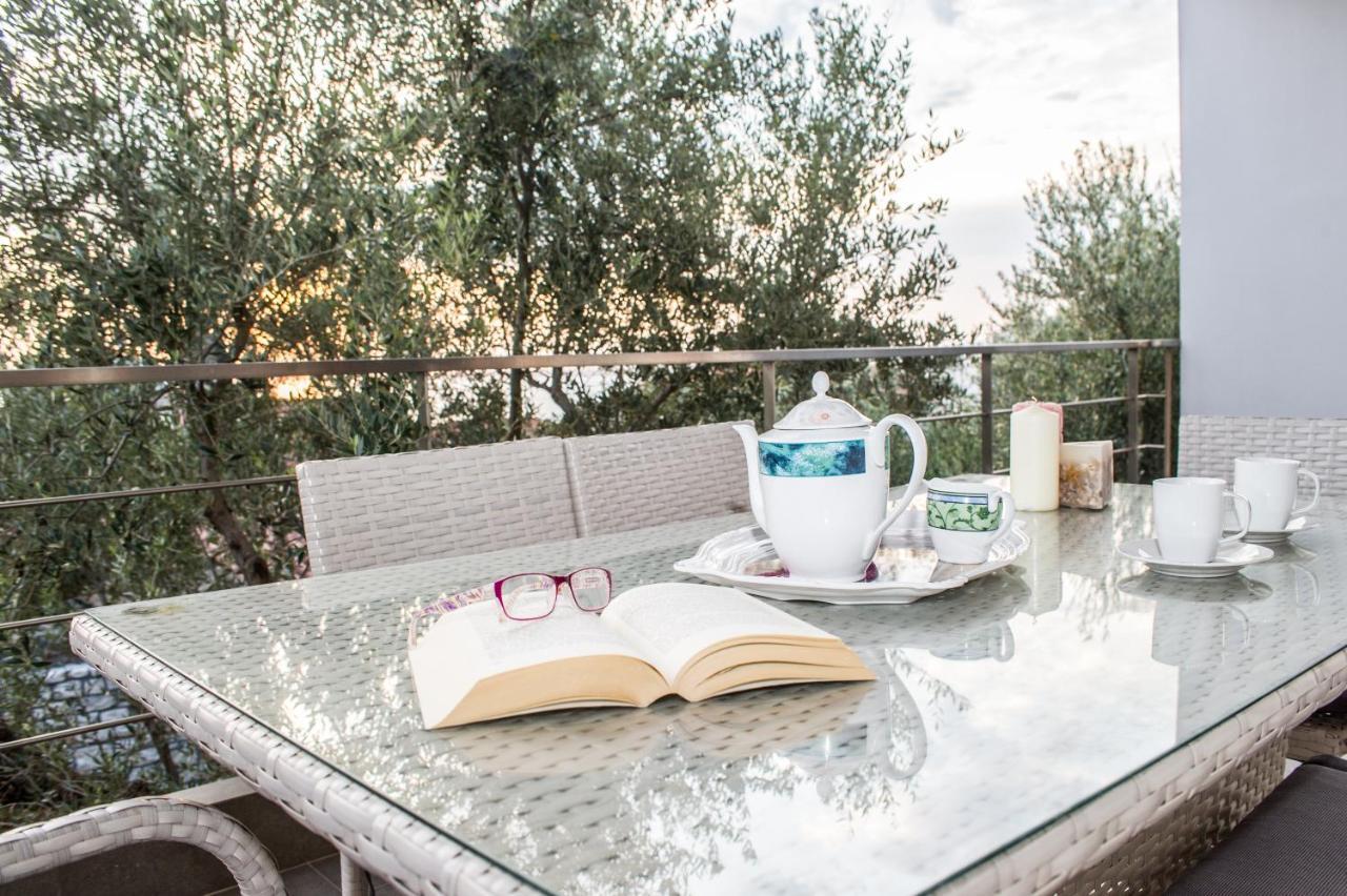 Nina'S Villa, Cosy Seaview Retreat Verga Kalamata Extérieur photo